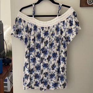 Blue floral flowy shirt